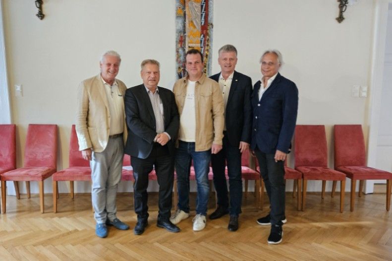 AA_KommReal_250925.jpg