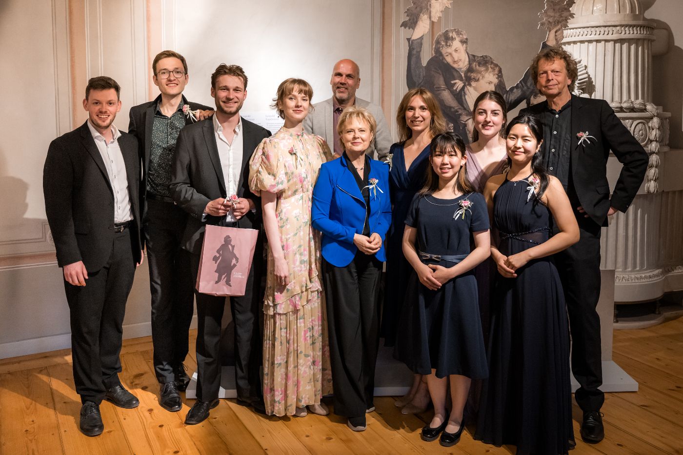 Gruppenbild_mit_Raimondi_und_Justus_Zeyen.jpg