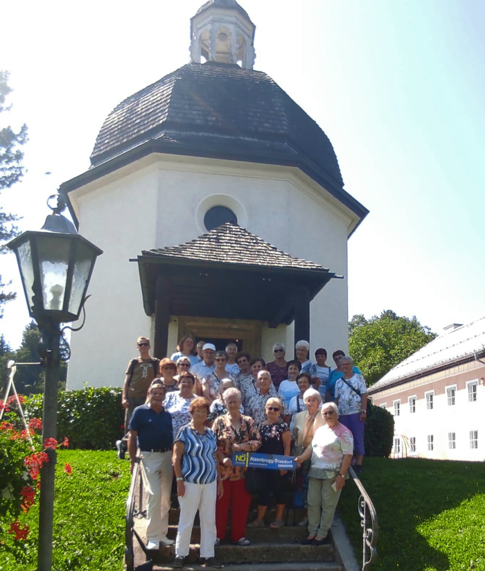 Stille_Nacht_Kapelle_in_Oberndorf.jpg