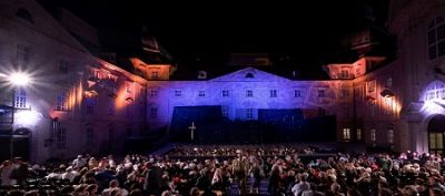 operklosterneuburg_-_Kaiserhof.jpg