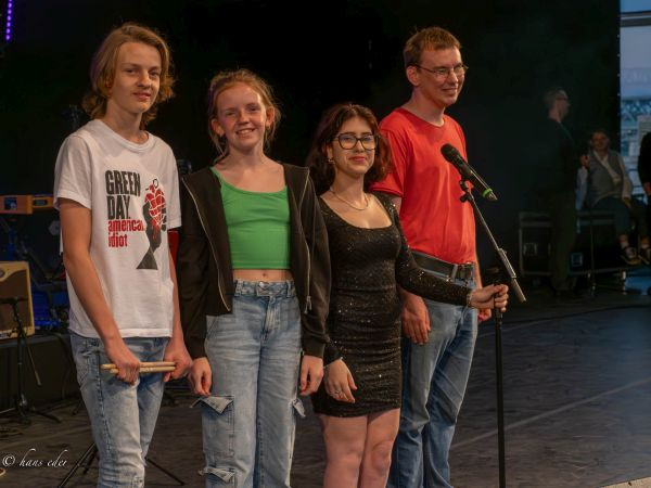 Danube_Band_Lilly_24.jpg