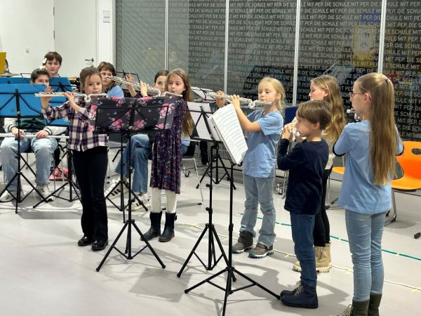 Weihnachtskonzert_24_12.jpg