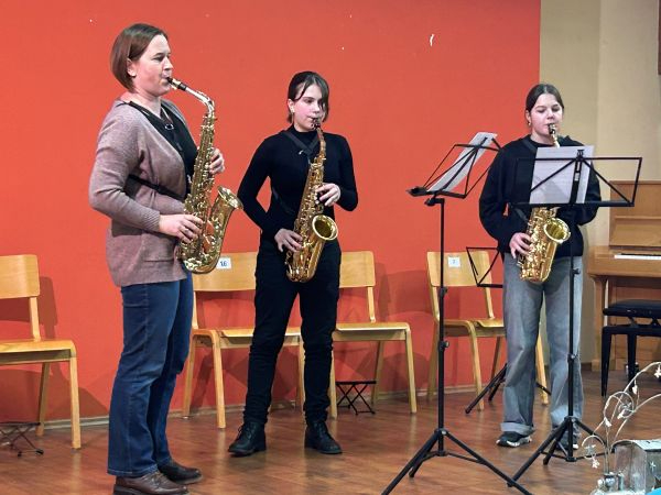 Weihnachtskonzert_Laro.jpg